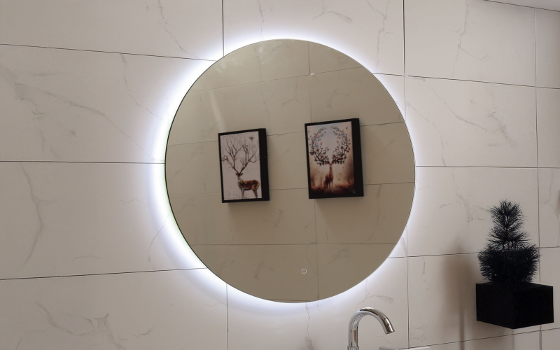 ICL 1495 Огледало за бања со LED осветлување, 80/80 см  1